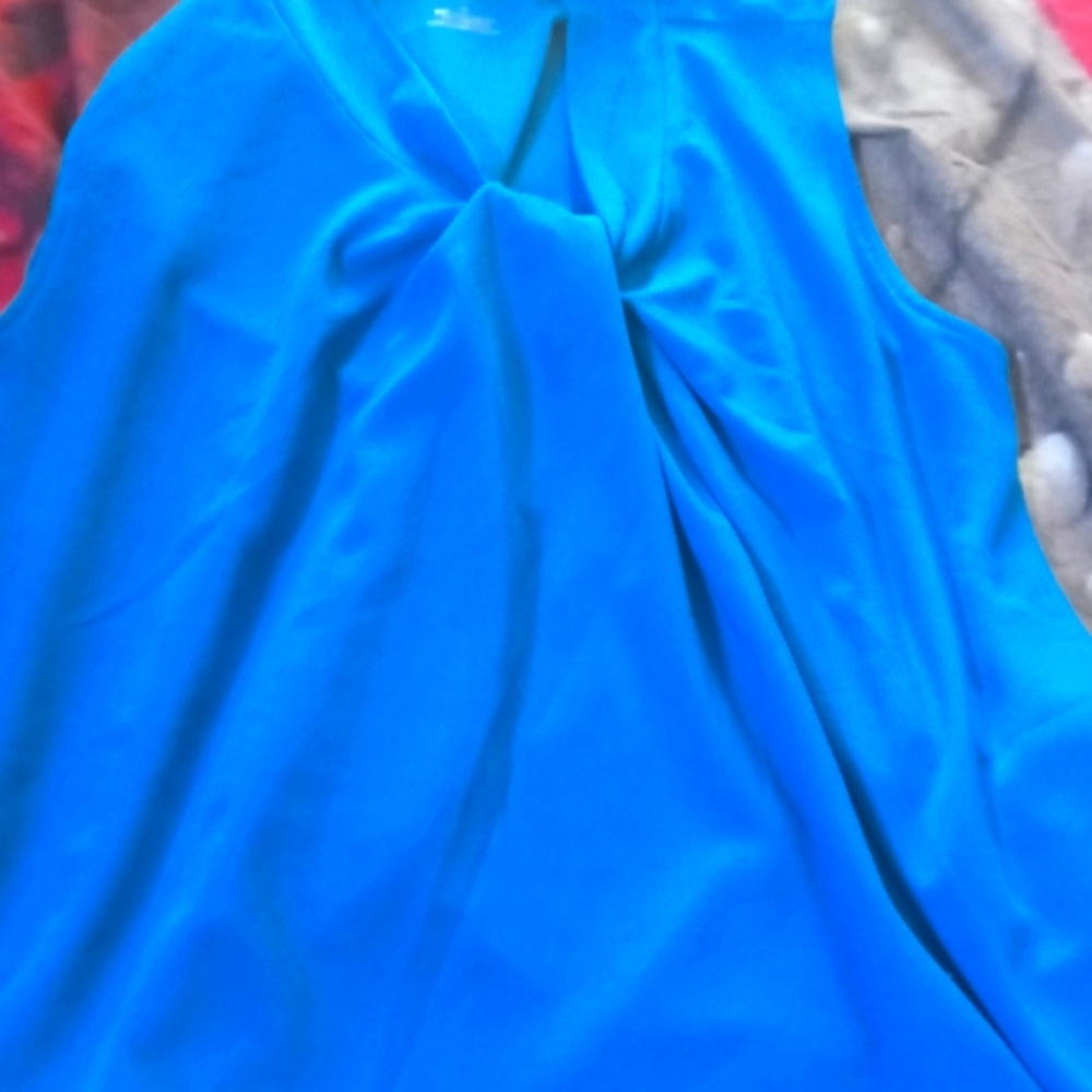 A pretty blue whale shirt